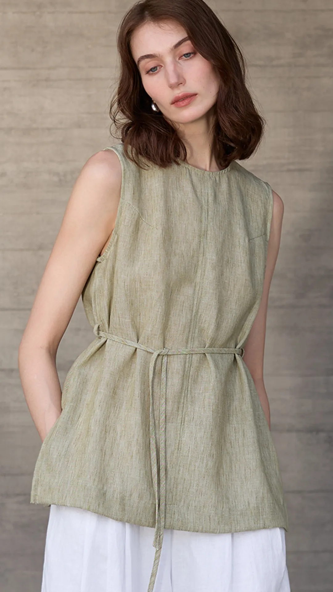 Women's Pure Linen Sleeveless Tie-Front Loose Top